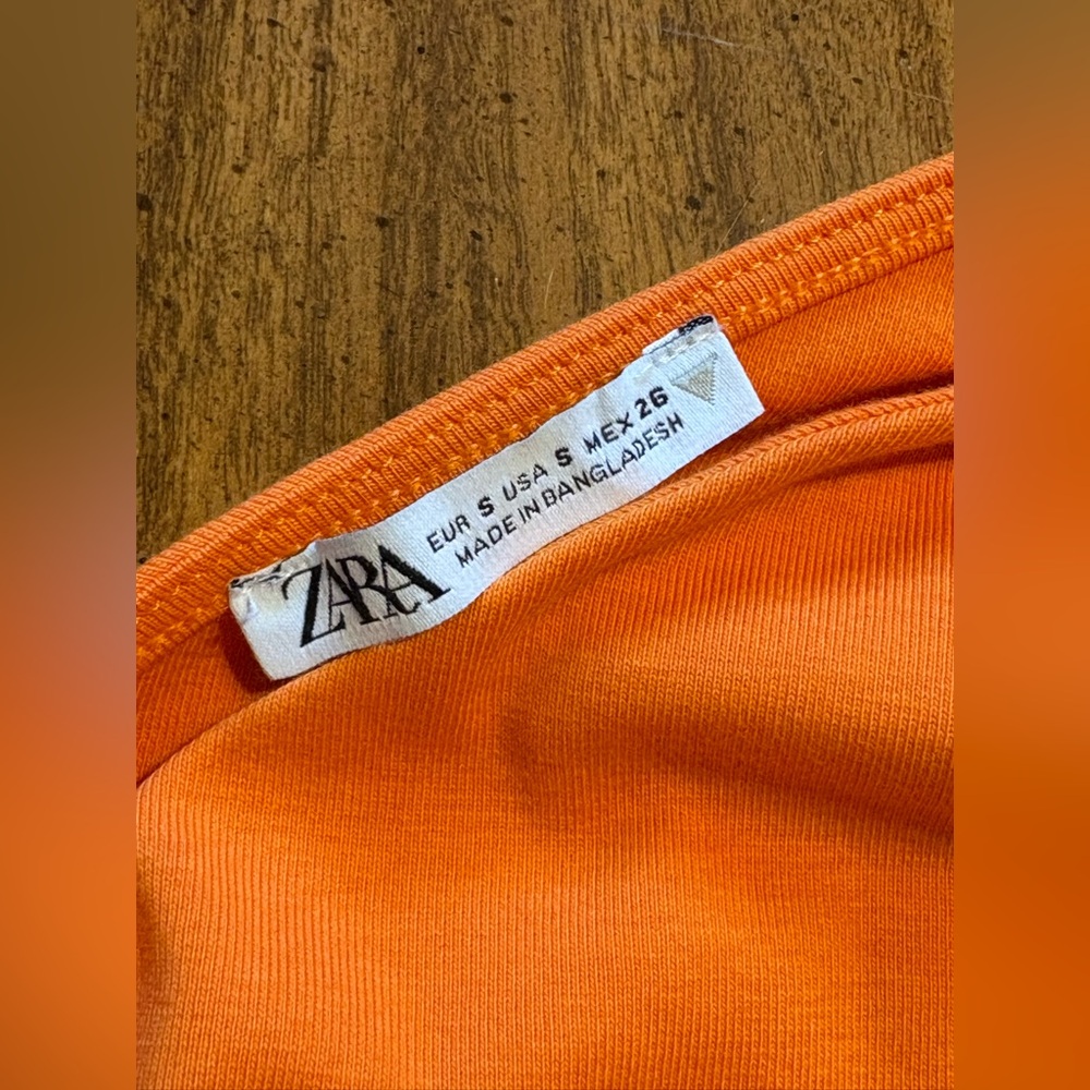 Women’s Zara Top Size Small - Picture 3 of 4